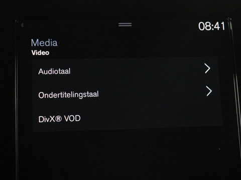 Volvo XC40 1.5 T4 Rech R Design Expression | Panoramadak | Stoel & stuurverwarming | Adaptive cruise | Trekhaak | Camera | Carplay | Getint glas | PHEV