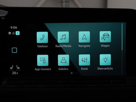 Volkswagen Golf 1.5 eTSI R-Line | Stoel & stuurverwarming | Camera | Sportstoelen | Sfeerverlichting | Digital Cockpit | Carplay | Adaptive cruise | Full LED