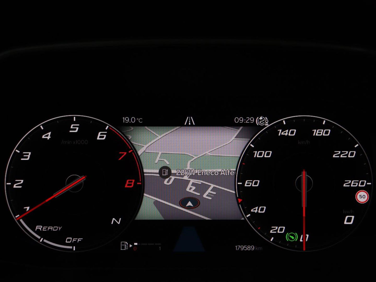 SEAT Leon 1.5 eTSI FR | Adaptive cruise | Camera | Carplay | Stuurverwarming | Full LED | Navigatie | Park Assist | 18'' lichtmetalen velgen