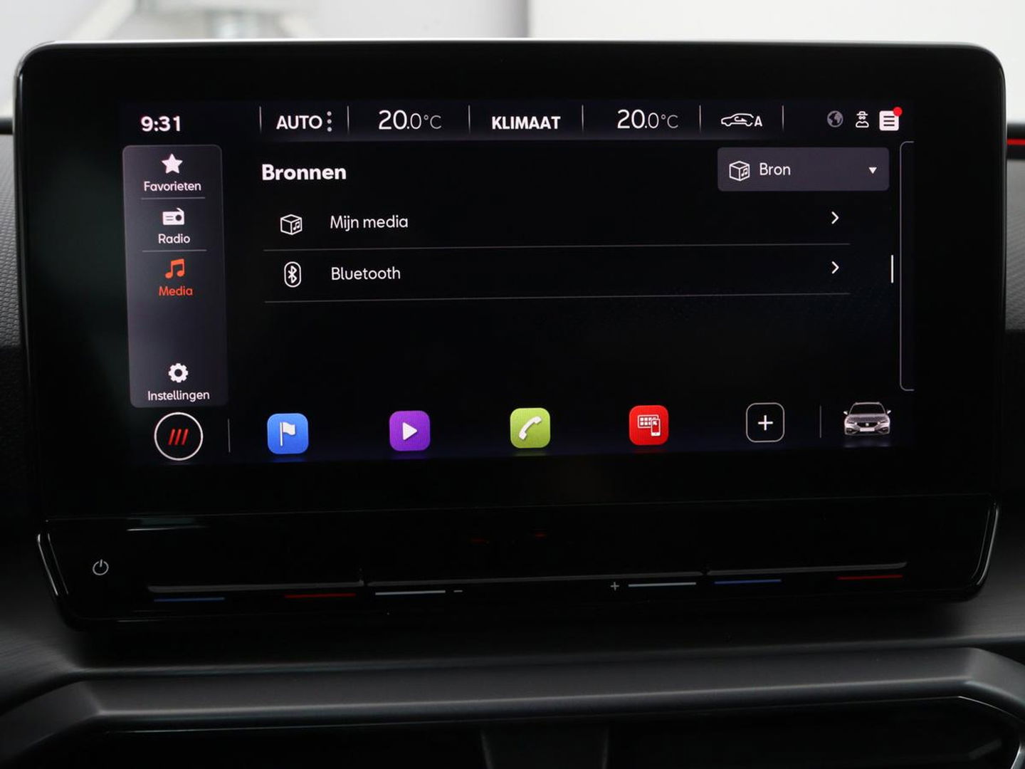 SEAT Leon 1.5 eTSI FR | Adaptive cruise | Camera | Carplay | Stuurverwarming | Full LED | Navigatie | Park Assist | 18'' lichtmetalen velgen