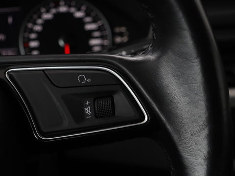 Audi A4 1.4 TFSI Pro Line Plus | Stoelverwarming | Carplay | Trekhaak | Sportstoelen | Full LED | Cruise control | Parkeerhulp | Bluetooth