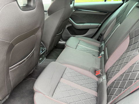 Škoda Octavia Combi 1.4 TSI RS iV PHEV Business