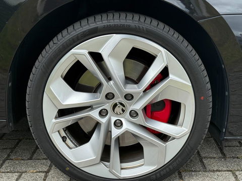 Škoda Octavia Combi 1.4 TSI RS iV PHEV Business