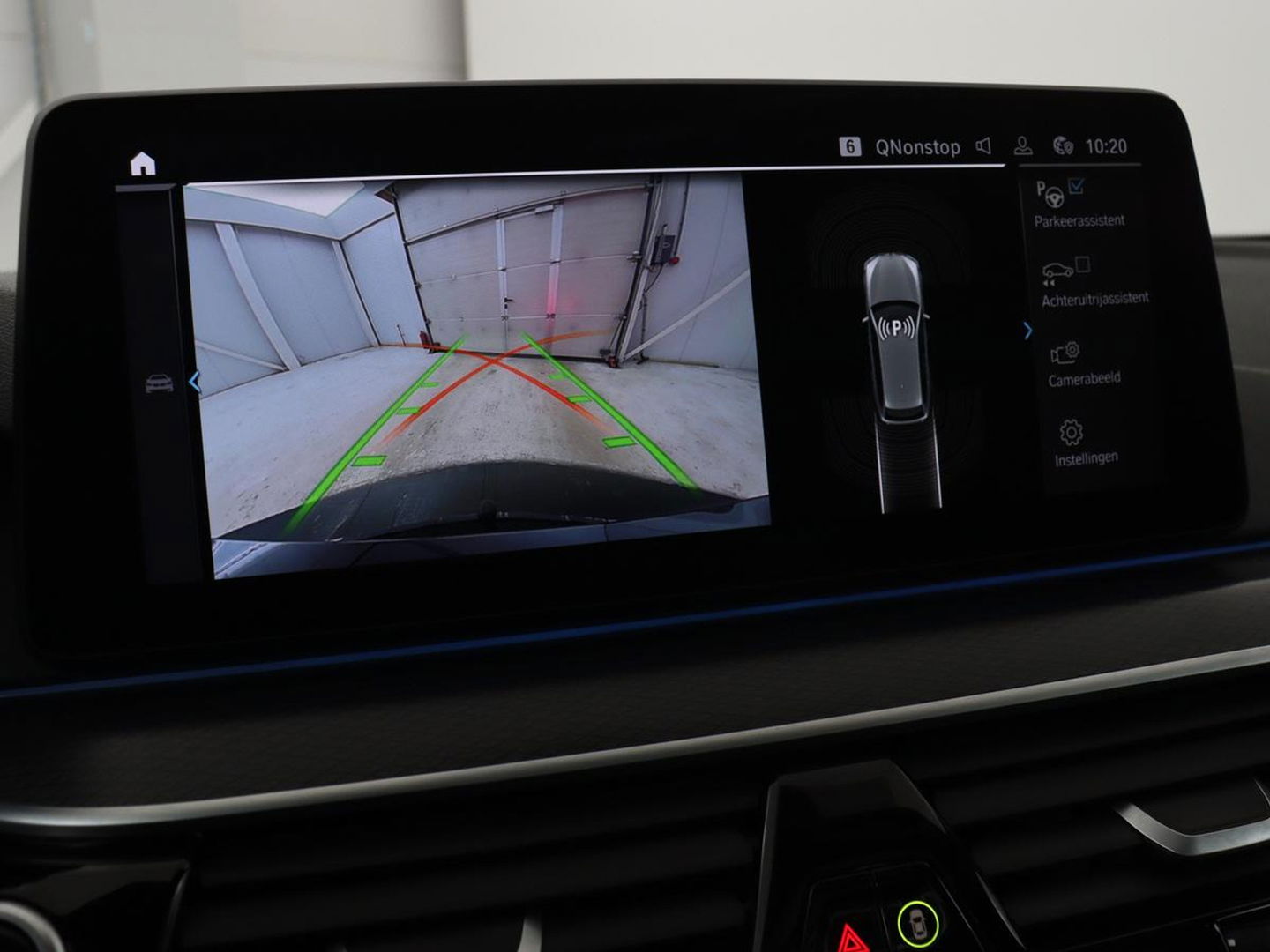 BMW 5 Serie 530e xDrive M Sport | Panoramadak | Harman/Kardon | Stoel & stuurverwarming | Adaptive cruise | Camera | Trekhaak | Carplay | Achterbankverwarming | Live Cockpit | Sportstoelen