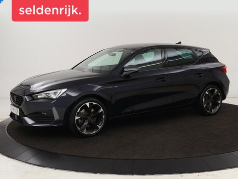 CUPRA Leon 1.4 e-Hybrid | Camera | Adaptive cruise | Stuurverwarming | Navigatie | Sportstoelen | Sfeerverlichting | Keyless | Full LED | PHEV