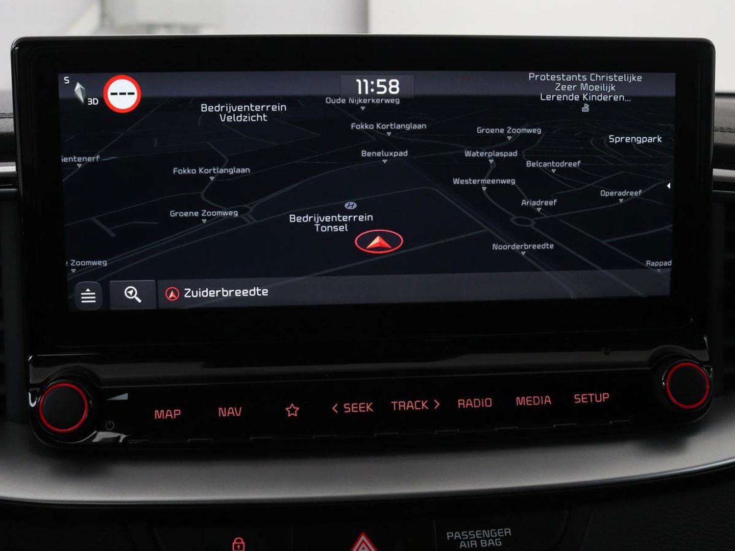 Kia Ceed 1.6 GDI PHEV DynamicLine | Panoramadak | Camera | Carplay | Navigatie | Full LED | Climate control | Digital Cockpit | Cruise control | Bluetooth