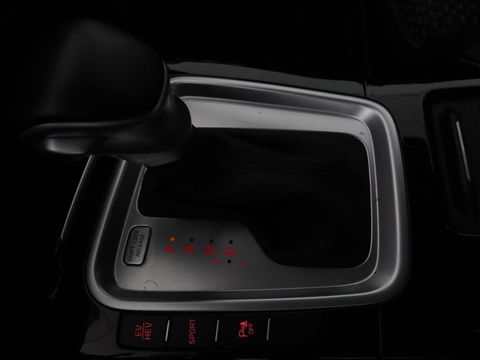 Kia Ceed 1.6 GDI PHEV DynamicLine | Panoramadak | Camera | Carplay | Navigatie | Full LED | Climate control | Digital Cockpit | Cruise control | Bluetooth