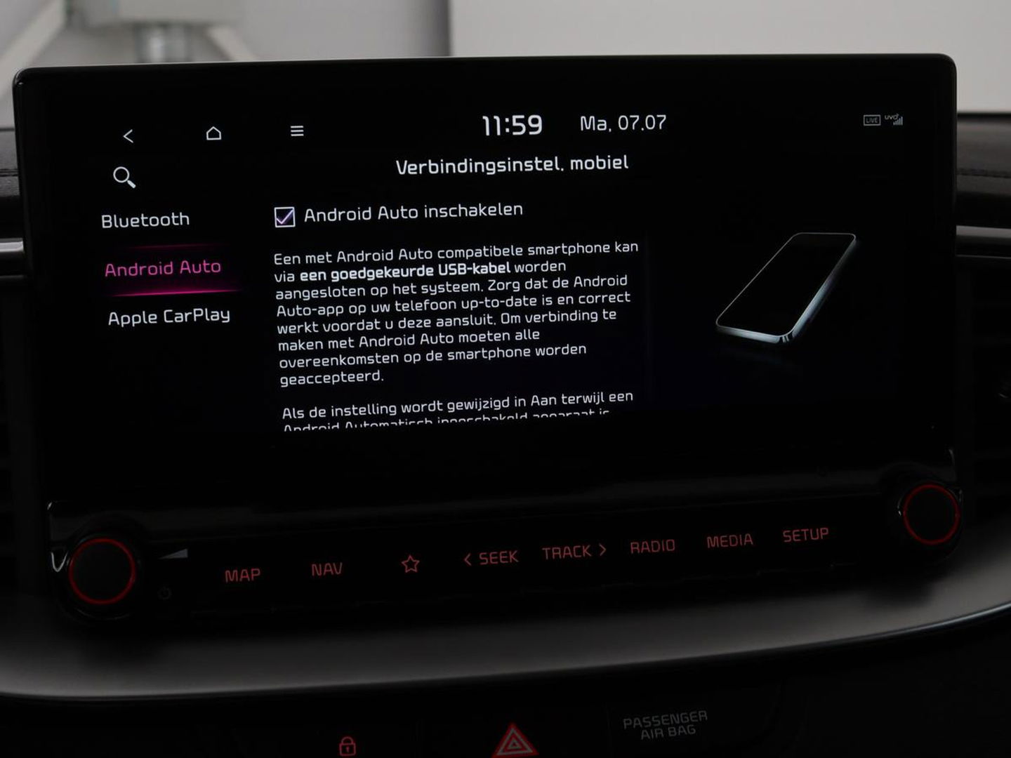 Kia Ceed 1.6 GDI PHEV DynamicLine | Panoramadak | Camera | Carplay | Navigatie | Full LED | Climate control | Digital Cockpit | Cruise control | Bluetooth