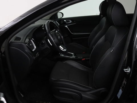 Kia Ceed 1.6 GDI PHEV DynamicLine | Panoramadak | Camera | Carplay | Navigatie | Full LED | Climate control | Digital Cockpit | Cruise control | Bluetooth