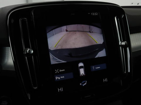 Volvo XC40 1.5 T4 Recharge Incription Expression | Leder | Trekhaak | Camera | Carplay | Keyless | Full LED | Parkeerhulp | Cruise control | Climate control