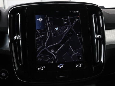 Volvo XC40 1.5 T4 Recharge Incription Expression | Leder | Trekhaak | Camera | Carplay | Keyless | Full LED | Parkeerhulp | Cruise control | Climate control