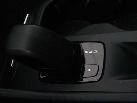 Volvo XC40 1.5 T4 Recharge Incription Expression | Leder | Trekhaak | Camera | Carplay | Keyless | Full LED | Parkeerhulp | Cruise control | Climate control
