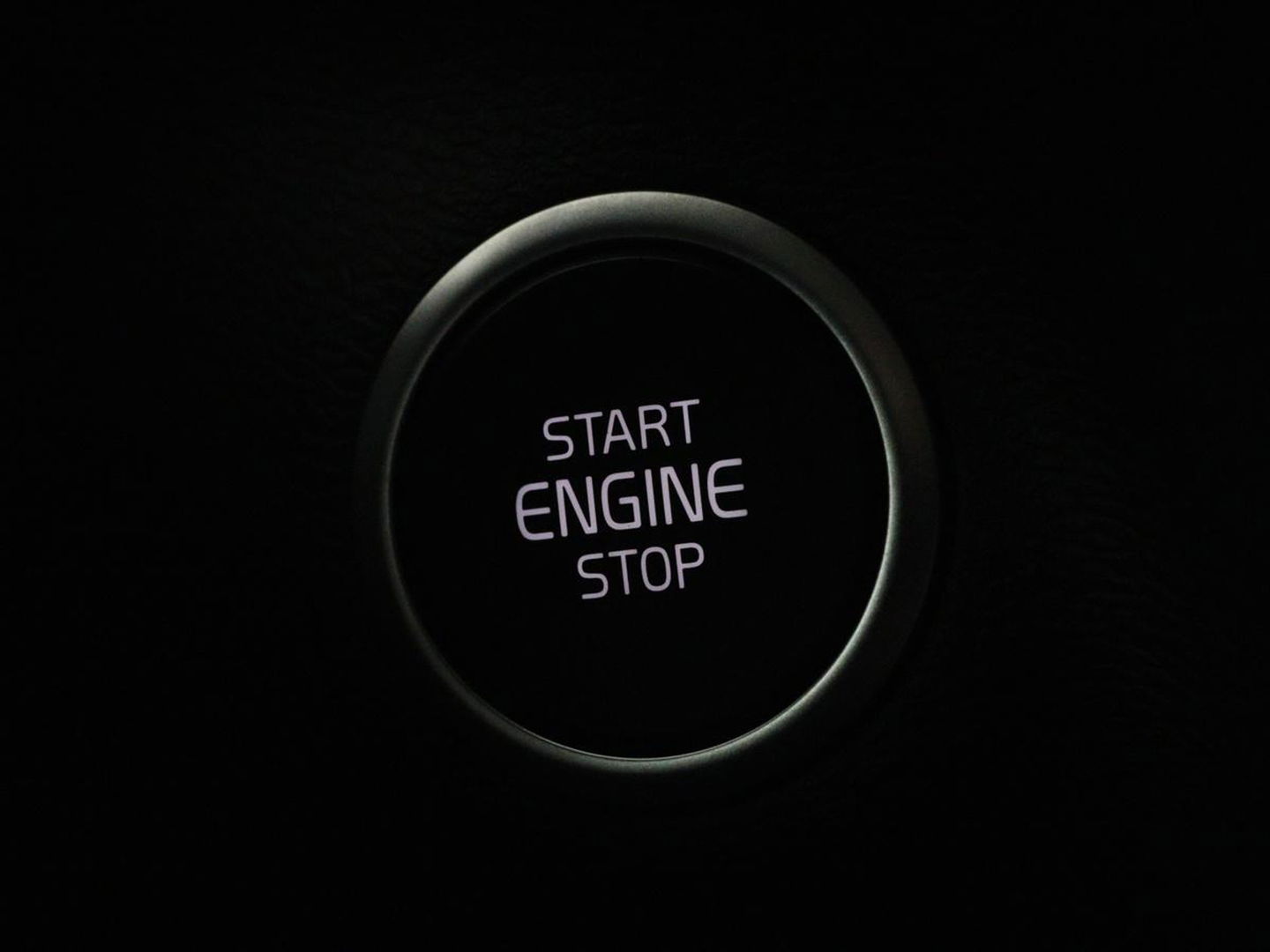 Volvo XC40 1.5 T4 Recharge Incription Expression | Leder | Trekhaak | Camera | Carplay | Keyless | Full LED | Parkeerhulp | Cruise control | Climate control