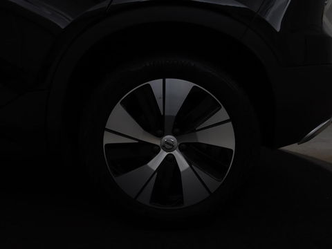 Volvo XC40 1.5 T4 Recharge Incription Expression | Leder | Trekhaak | Camera | Carplay | Keyless | Full LED | Parkeerhulp | Cruise control | Climate control
