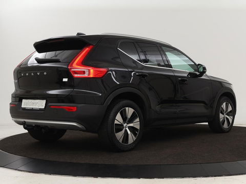 Volvo XC40 1.5 T4 Recharge Incription Expression | Leder | Trekhaak | Camera | Carplay | Keyless | Full LED | Parkeerhulp | Cruise control | Climate control