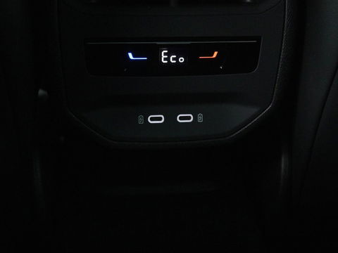 CUPRA Leon 1.4 e-Hybrid | Stoel & stuurverwarming | Camera | Adaptive cruise | Carplay | Navigatie | Sfeerverlichting | Keyless | Sportstoelen | Full LED | PHEV