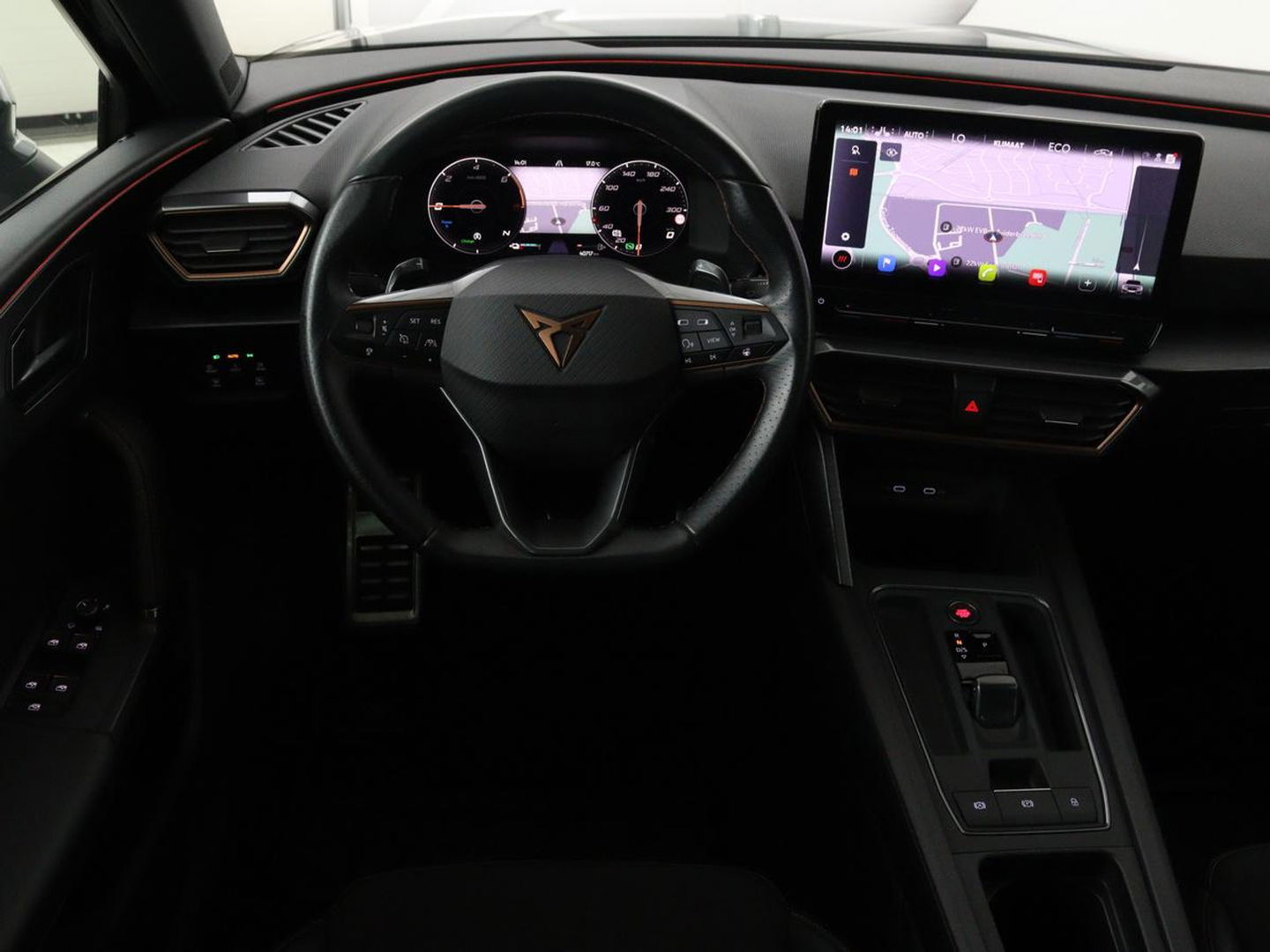 CUPRA Leon 1.4 e-Hybrid | Stoel & stuurverwarming | Camera | Adaptive cruise | Carplay | Navigatie | Sfeerverlichting | Keyless | Sportstoelen | Full LED | PHEV