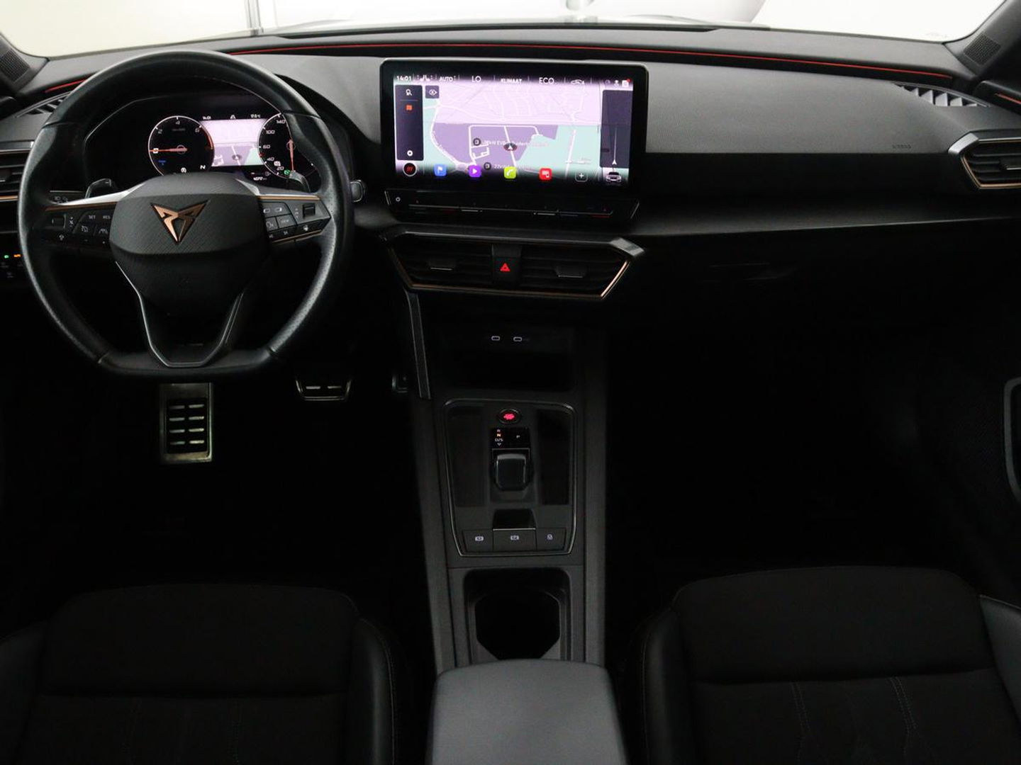 CUPRA Leon 1.4 e-Hybrid | Stoel & stuurverwarming | Camera | Adaptive cruise | Carplay | Navigatie | Sfeerverlichting | Keyless | Sportstoelen | Full LED | PHEV