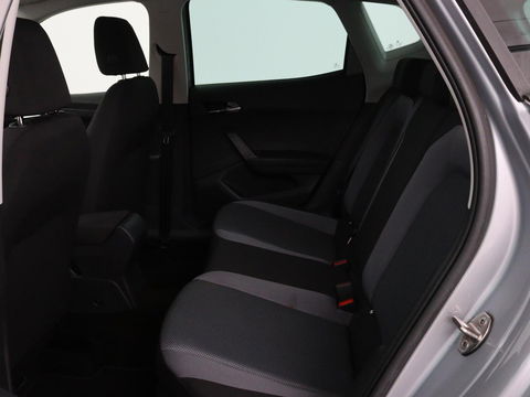 SEAT Arona 1.0 TSI Style Intens | 110pk | Adaptive cruise | Camera | Carplay | Climate control | Keyless | Park Assist | DAB | Bluetooth