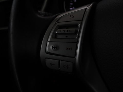 Nissan QASHQAI 1.6 Tekna | 163pk | Panoramadak | Leder | Stoelverwarming | 360 camera | Trekhaak | Navigatie | Full LED | Keyless | Park Assist | Climate control