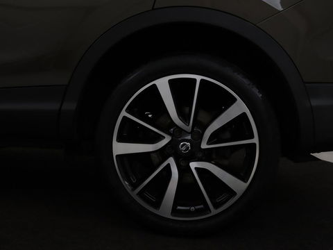 Nissan QASHQAI 1.6 Tekna | 163pk | Panoramadak | Leder | Stoelverwarming | 360 camera | Trekhaak | Navigatie | Full LED | Keyless | Park Assist | Climate control