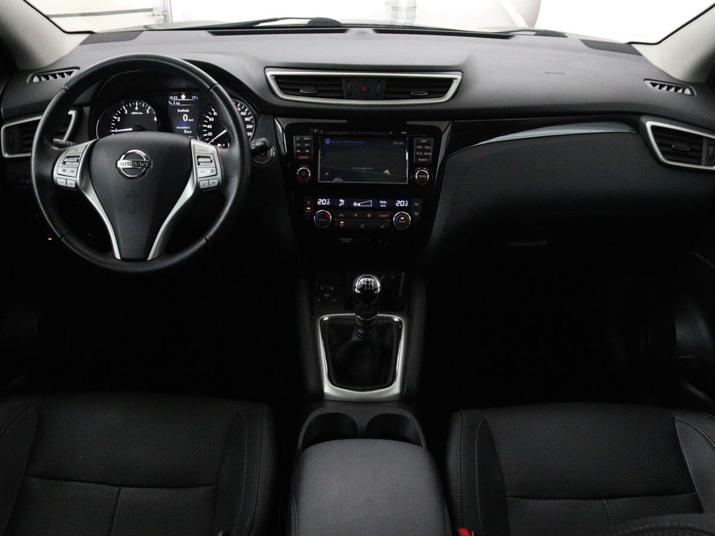 Nissan QASHQAI 1.6 Tekna | 163pk | Panoramadak | Leder | Stoelverwarming | 360 camera | Trekhaak | Navigatie | Full LED | Keyless | Park Assist | Climate control