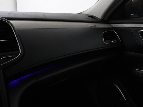 Renault Talisman 1.6 TCe Initiale Paris | Leder | Stoelventilatie | Head-Up | Carplay | Massage | Adaptive cruise | Navigatie | Full LED | Stoel & stuurverwarming | Camera