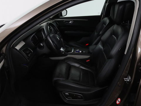 Renault Talisman 1.6 TCe Initiale Paris | Leder | Stoelventilatie | Head-Up | Carplay | Massage | Adaptive cruise | Navigatie | Full LED | Stoel & stuurverwarming | Camera