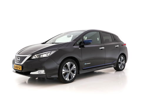 Nissan Leaf Tekna 40 kWh (INCL-BTW) Aut. *LEATHER-FABRIC | FULL-LED | BOSE-SURROUND | ADAPTIVE-CRUISE | TOP-VIEW | KEYLESS | NAVI-FULLMAP | BLINDSPOT | DAB+ | PDC | HEATED-COMFORT-SEATS | TOWBAR | DIGI-COCKPIT | 17"A