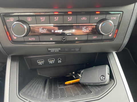 SEAT Arona 1.0 TSI FR AUTOMAAT LED-XENON NAVI-VIRTUAL CAMERA PDC