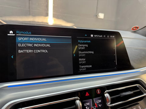 BMW X5 XDrive45e M Sport Pano|Laser|HuD|Skylounge|HuD|Massage