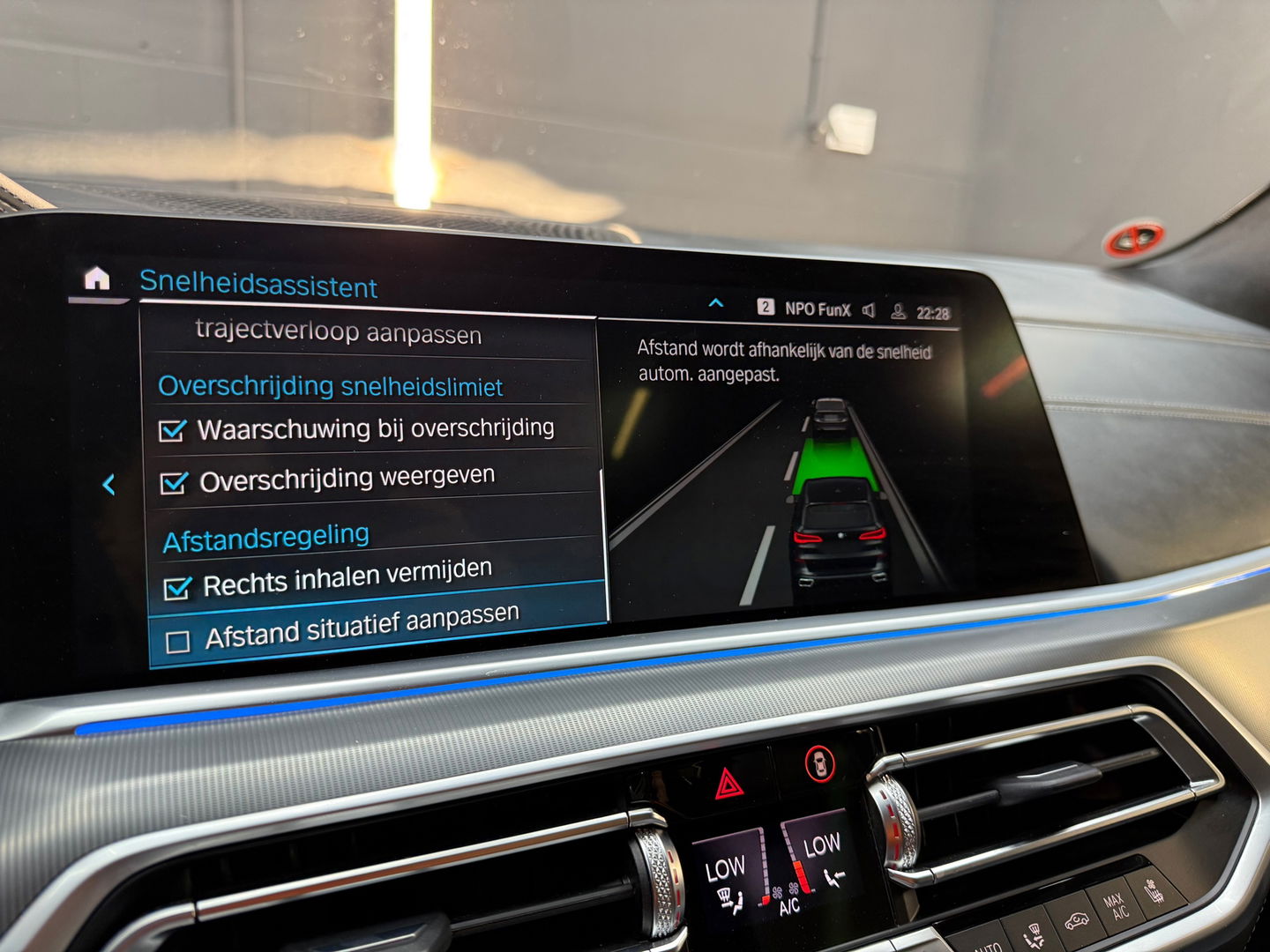 BMW X5 XDrive45e M Sport Pano|Laser|HuD|Skylounge|HuD|Massage