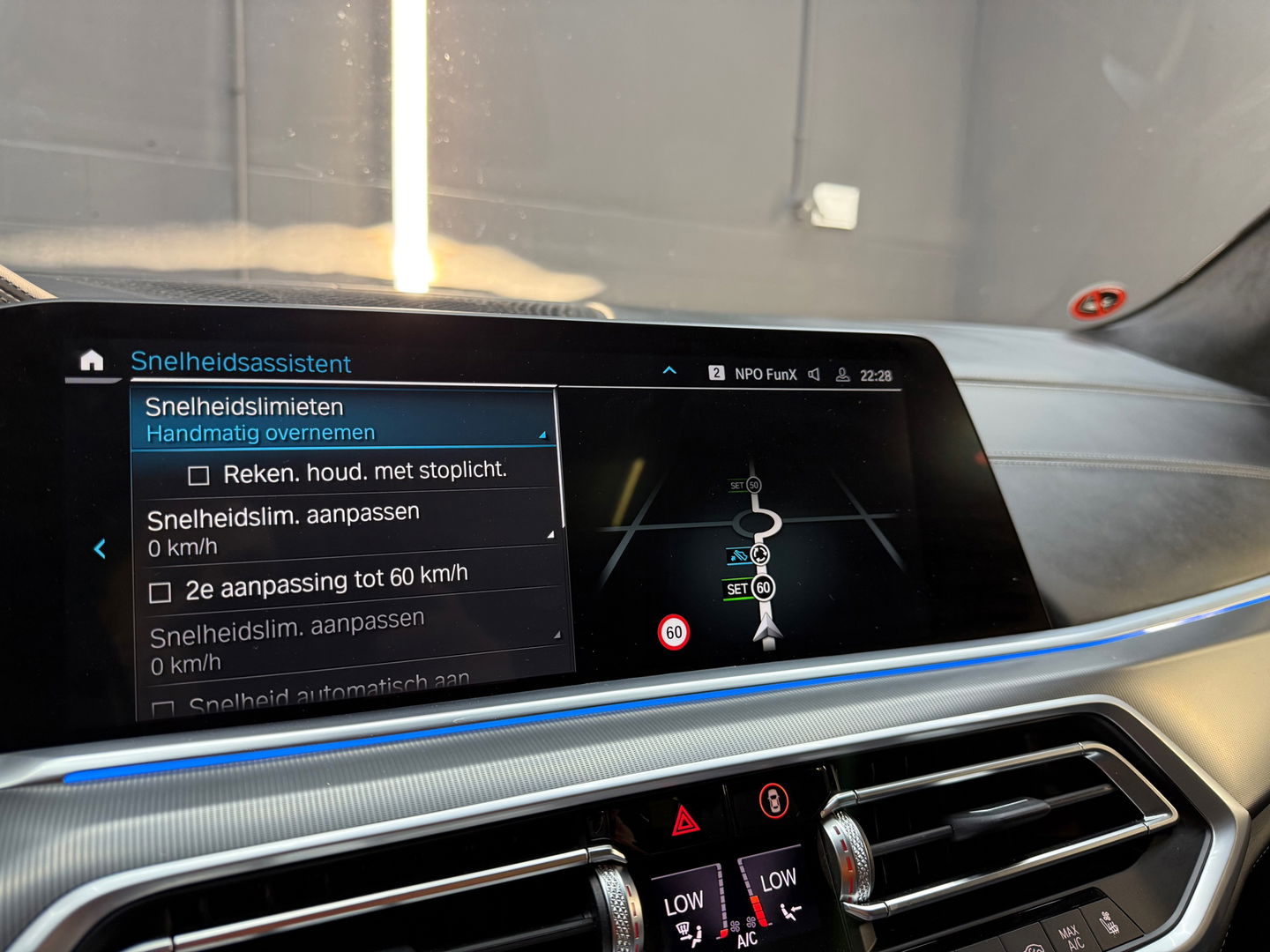 BMW X5 XDrive45e M Sport Pano|Laser|HuD|Skylounge|HuD|Massage