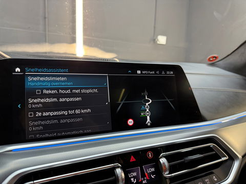 BMW X5 XDrive45e M Sport Pano|Laser|HuD|Skylounge|HuD|Massage