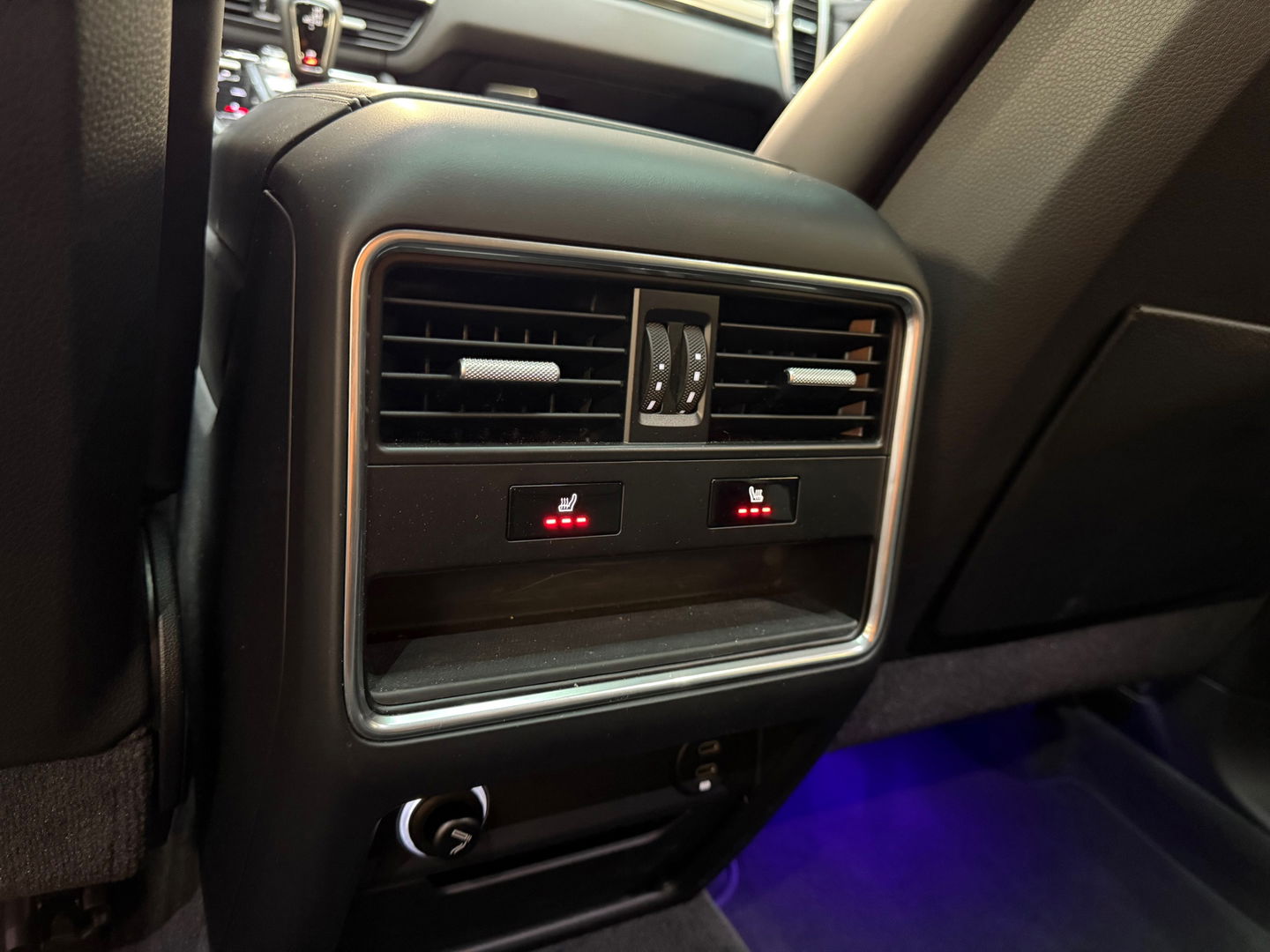 Porsche Cayenne Coupé 3.0 E-Hybrid Pano|Sportdesign|HuD|BOSE
