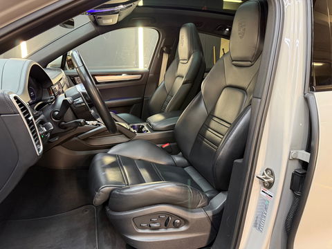 Porsche Cayenne Coupé 3.0 E-Hybrid Pano|Sportdesign|HuD|BOSE