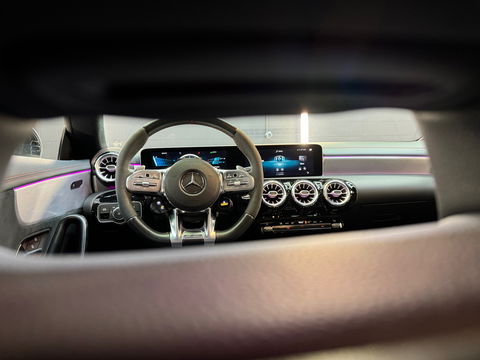 Mercedes-Benz CLA-Klasse AMG 45 S 4M+ Pano|Sfeer|Magno|Keyless