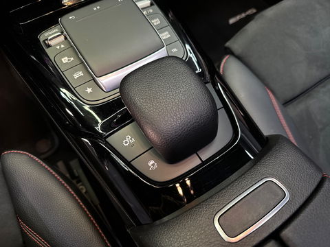 Mercedes-Benz CLA-Klasse AMG 45 S 4M+ Pano|Sfeer|Magno|Keyless