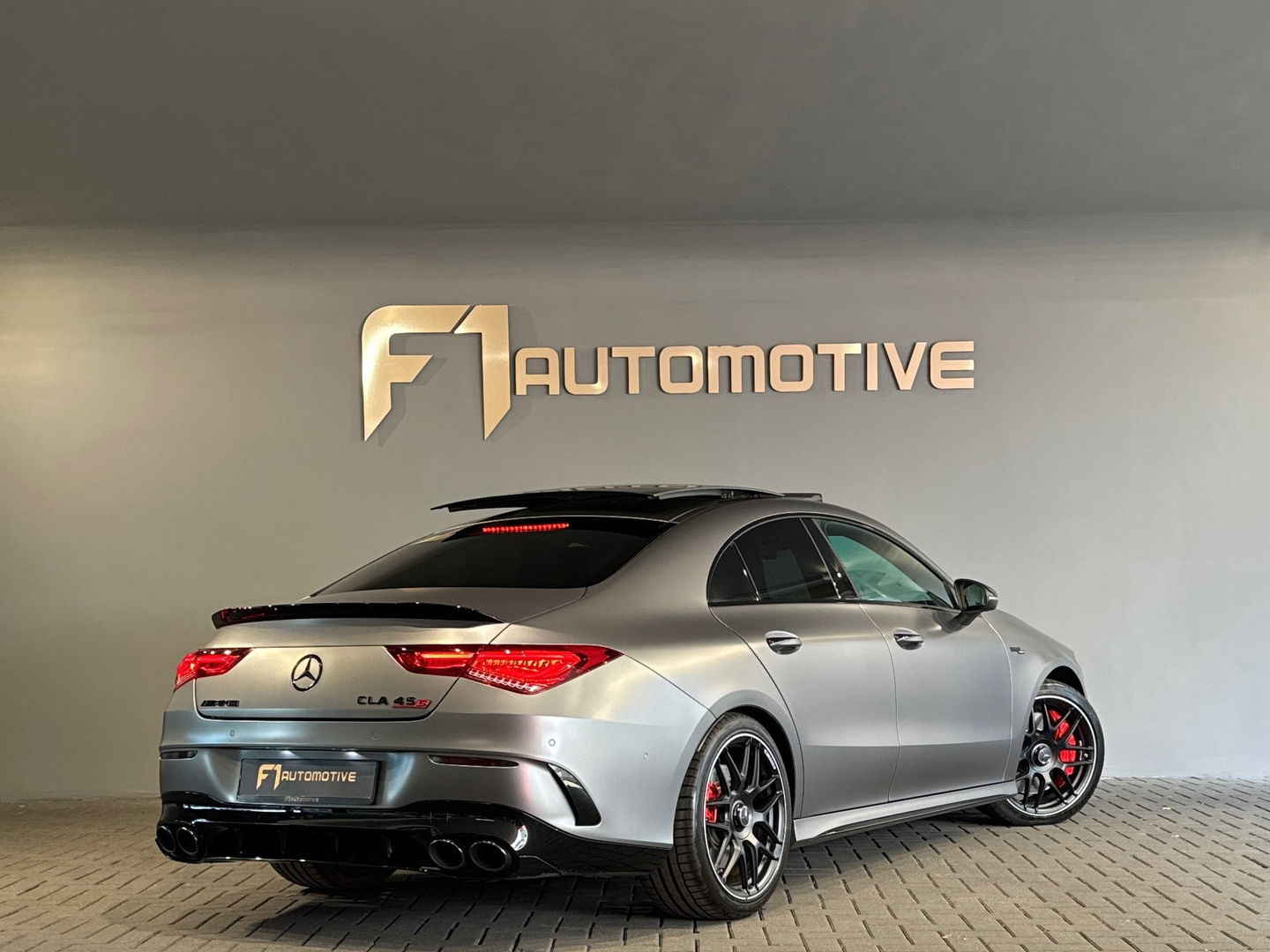 Mercedes-Benz CLA-Klasse AMG 45 S 4M+ Pano|Sfeer|Magno|Keyless