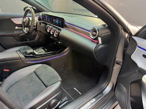 Mercedes-Benz CLA-Klasse AMG 45 S 4M+ Pano|Sfeer|Magno|Keyless