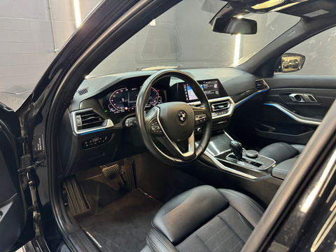 BMW 3-serie 330e High Executive M Sport Pano|Maxton|Sfeer