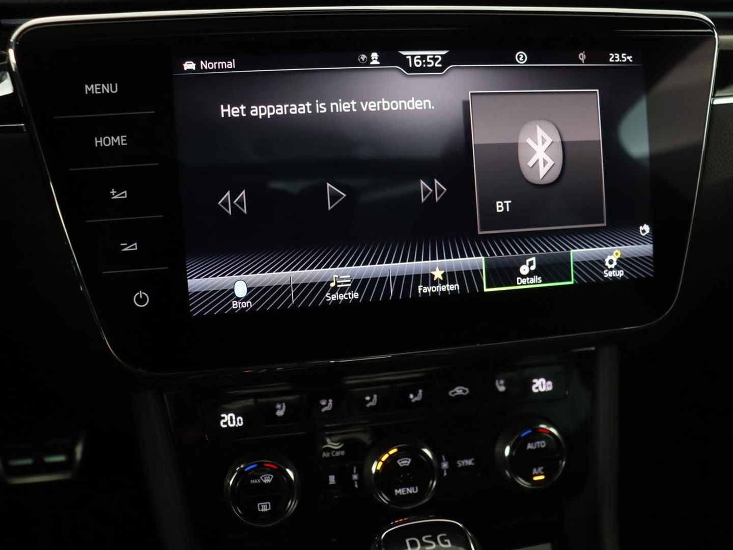 Škoda Superb 1.4 TSI iV Laurin & Klement | Panoramadak | Stoelventilatie | Leder | 360 camera | Trekhaak | Massage | Adaptive cruise | Canton Sound | Virtual Cockpit | Carplay | 19'' lichtmetalen velgen | PHEV