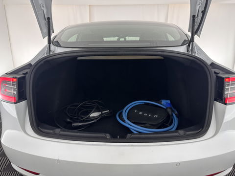 Tesla Model 3 Long Range AWD 75 kWh [ 3-Fase ] Aut. *PANO | AUTO-PILOT | LUXURY-LEATHER | KEYLESS | FULL-LED | MEMORY-PACK | SURROUND-VIEW | DAB | CARPLAY | DIGI-COCKPIT | LANE-ASSIST | COMFORT-SEATS | 18"ALU*