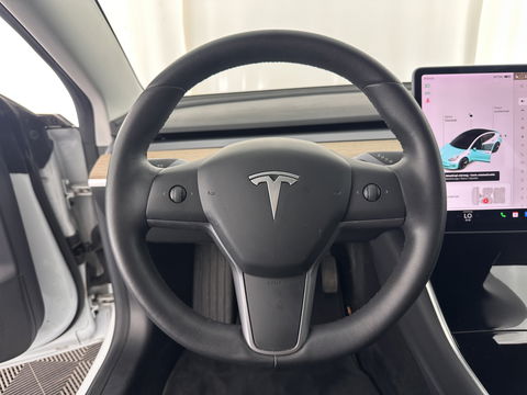 Tesla Model 3 Long Range AWD 75 kWh [ 3-Fase ] Aut. *PANO | AUTO-PILOT | LUXURY-LEATHER | KEYLESS | FULL-LED | MEMORY-PACK | SURROUND-VIEW | DAB | CARPLAY | DIGI-COCKPIT | LANE-ASSIST | COMFORT-SEATS | 18"ALU*