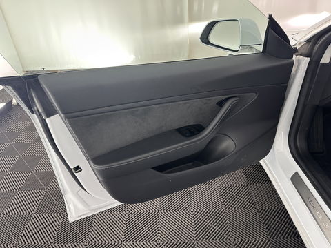 Tesla Model 3 Long Range AWD 75 kWh [ 3-Fase ] Aut. *PANO | AUTO-PILOT | LUXURY-LEATHER | KEYLESS | FULL-LED | MEMORY-PACK | SURROUND-VIEW | DAB | CARPLAY | DIGI-COCKPIT | LANE-ASSIST | COMFORT-SEATS | 18"ALU*