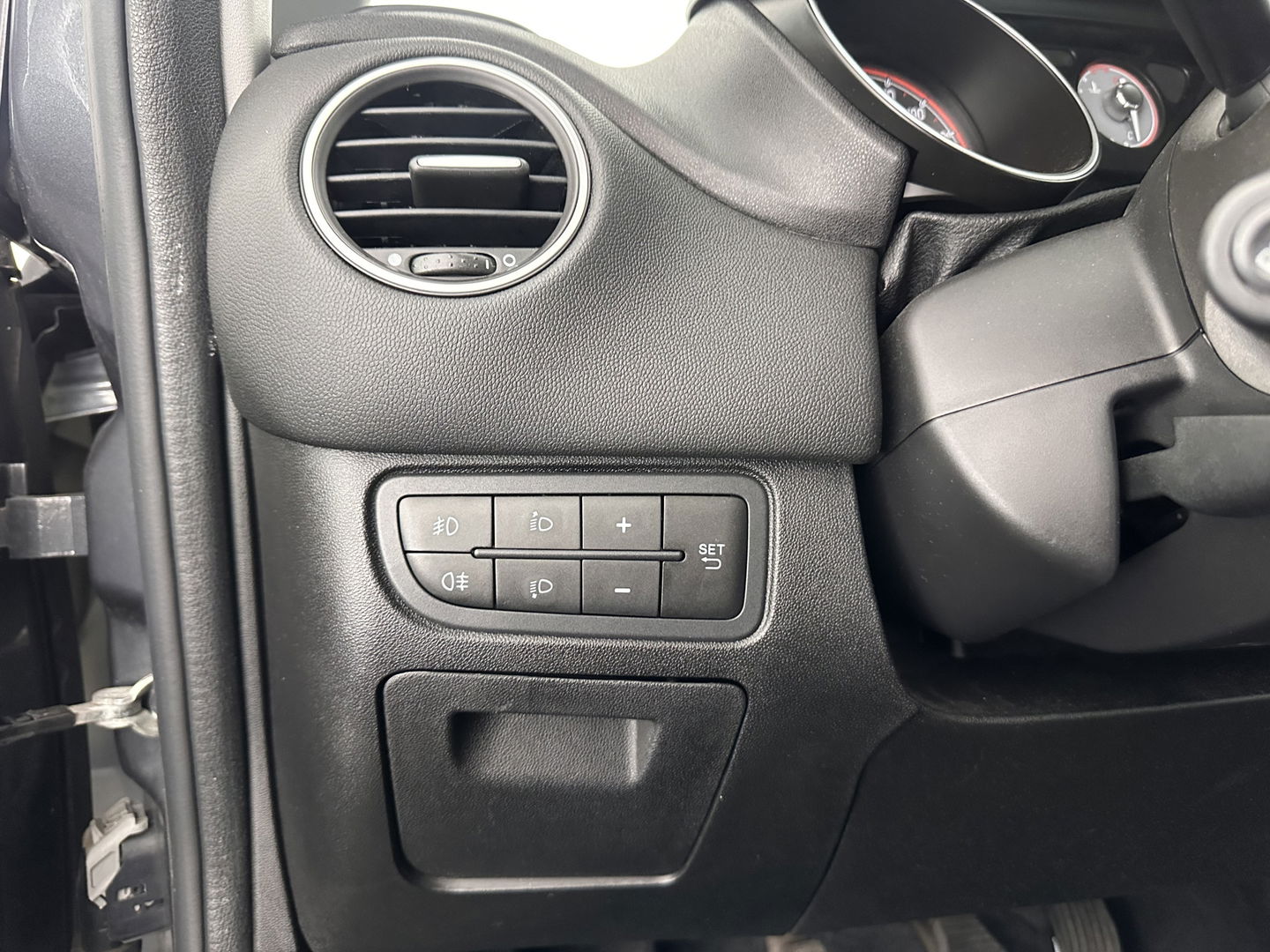 Fiat Punto Evo 1.3 M-Jet Lounge *ECC | SPORT-SEATS | PDC | CRUISE | 16''ALU*