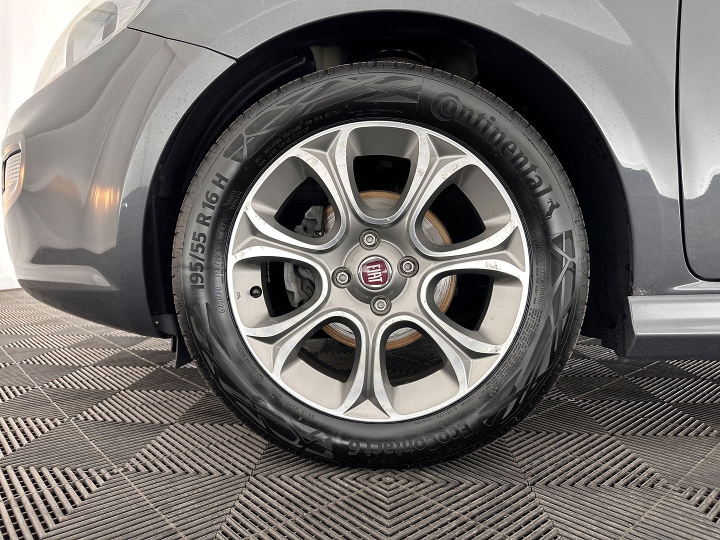Fiat Punto Evo 1.3 M-Jet Lounge *ECC | SPORT-SEATS | PDC | CRUISE | 16''ALU*