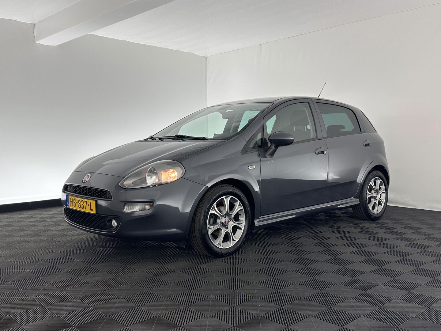 Fiat Punto Evo 1.3 M-Jet Lounge *ECC | SPORT-SEATS | PDC | CRUISE | 16''ALU*