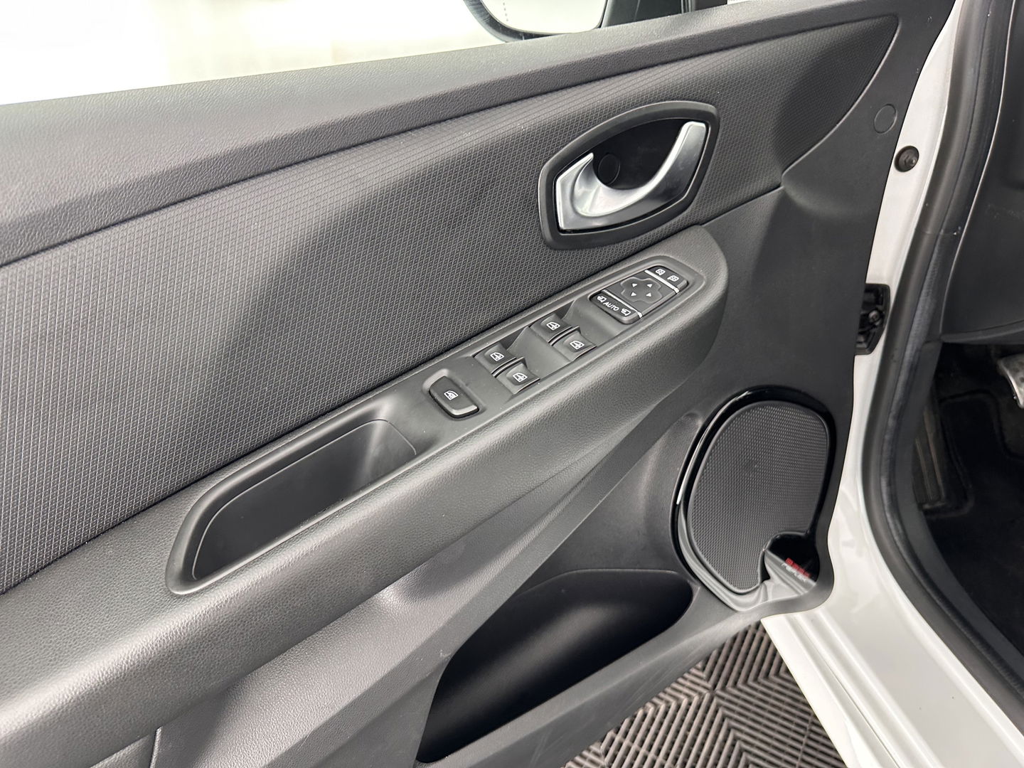 Renault Clio 1.5 dCi GT-Line Ecoleader Intens *FULL-LED | SPORT-SEATS | MICROFIBRE |  NAVI-FULLMAP | BASS-REFLEX-SOUND | KEYLESS | ECC | PDC | CRUISE | DAB | 16''ALU*