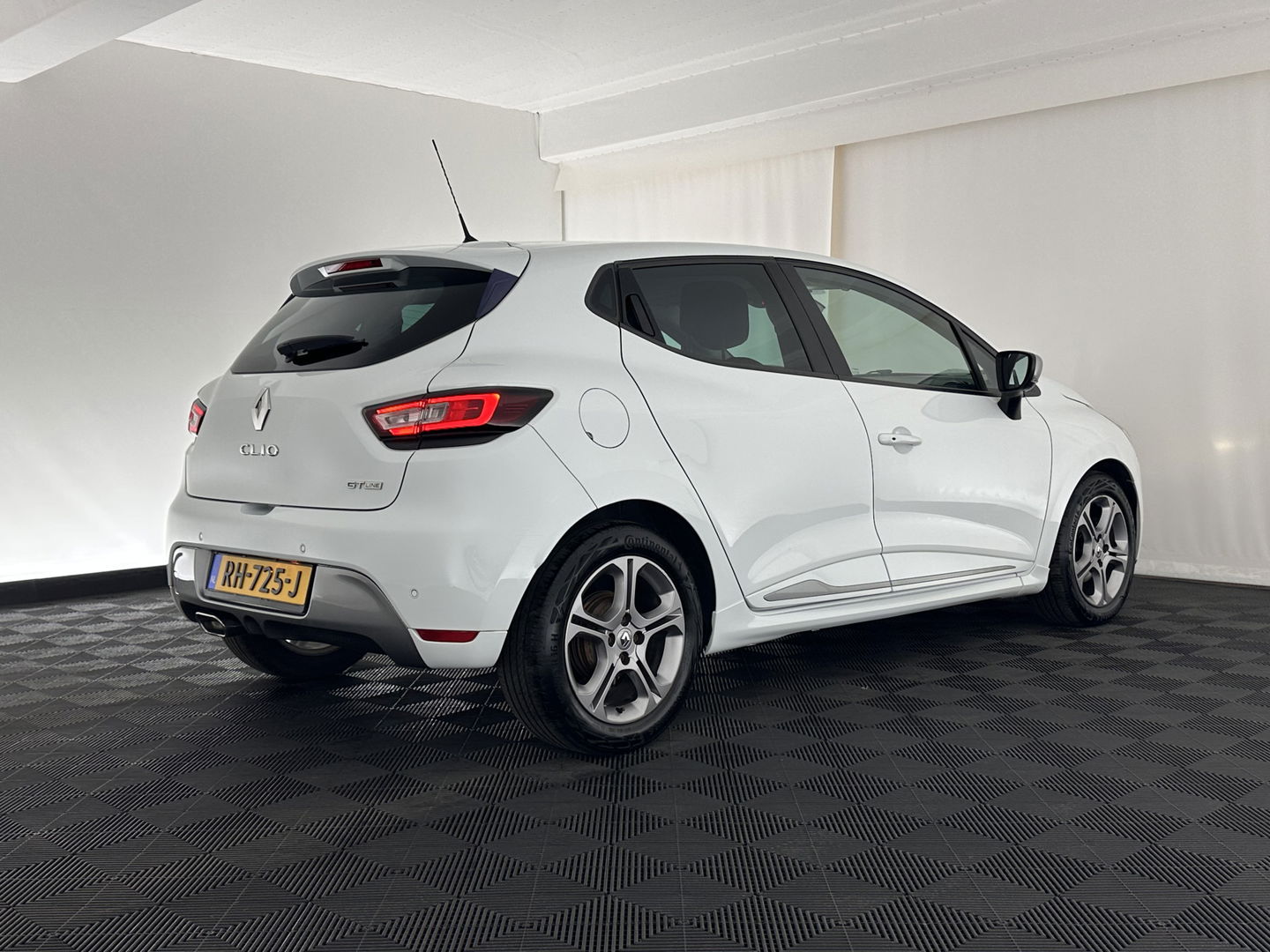 Renault Clio 1.5 dCi GT-Line Ecoleader Intens *FULL-LED | SPORT-SEATS | MICROFIBRE |  NAVI-FULLMAP | BASS-REFLEX-SOUND | KEYLESS | ECC | PDC | CRUISE | DAB | 16''ALU*